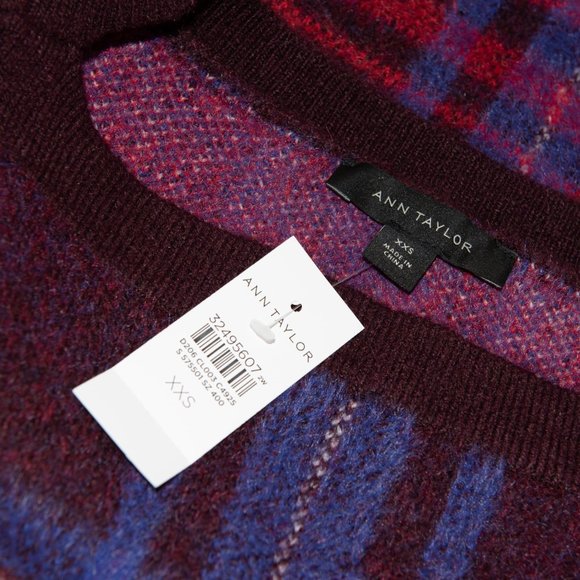 Ann Taylor Knit Sweater Jacquard Boatneck Plaid Blue Red Size XXS New - Picture 4 of 5